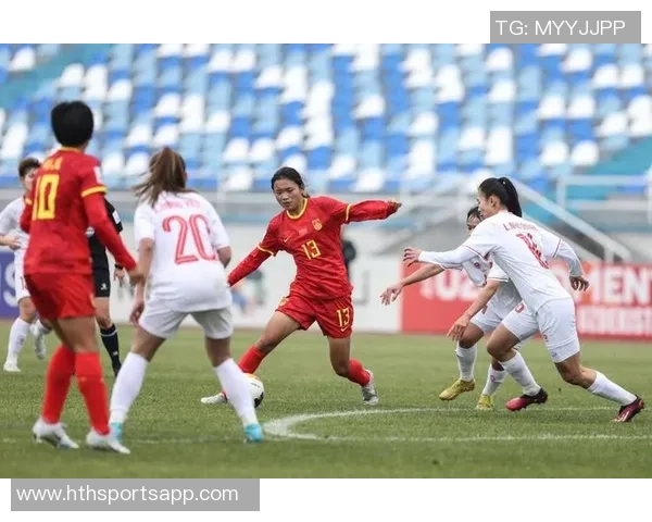 中国U17女足昂首晋级以四球大胜厄瓜多尔女足展现强劲实力