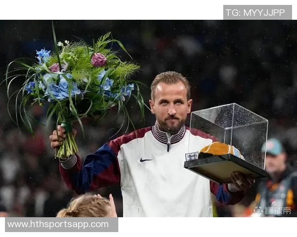 奇克重返英格兰国家队七年后获赠纪念帽子表达喜悦之情