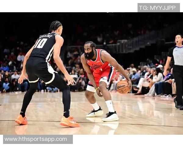 快船赋予保罗更衣室领袖角色以弥补哈登与小卡的沉默缺陷