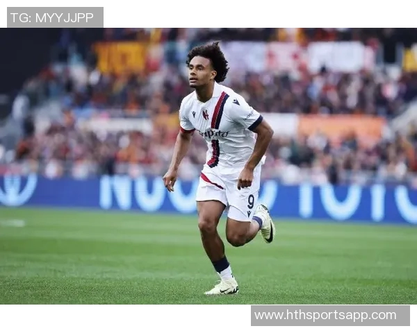 意媒报道齐尔克泽缺席曼联首练并点赞老乡马伦加盟罗马动态